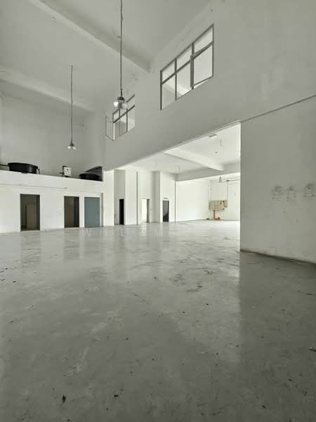 Semi-D Factory for Rent in Taman Perindustrian Permas Jaya (Masai) - Wil Mong - Interior - PropertyGuru.com.my