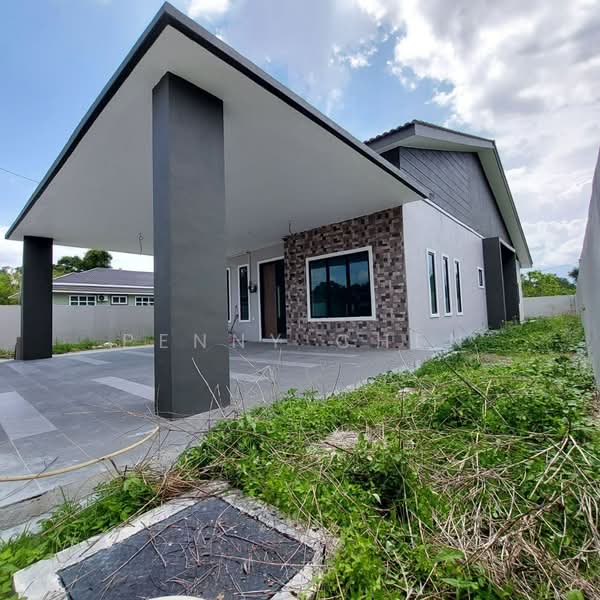 Bungalow for Sale in Bandar Seri Botani (Simpang Pulai) - PENNY CHEN - Exterior - PropertyGuru.com.my