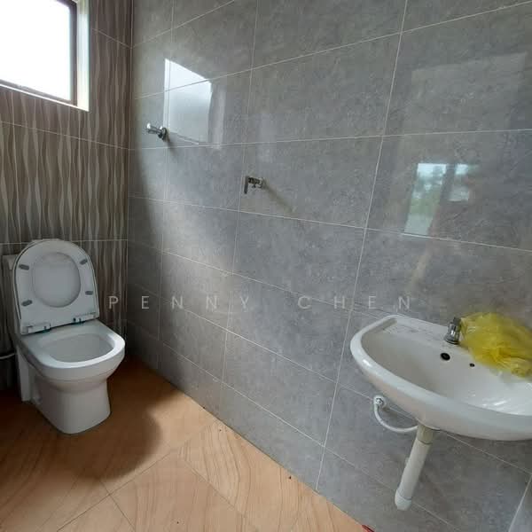 Bungalow for Sale in Bandar Seri Botani (Simpang Pulai) - PENNY CHEN - Bathroom - PropertyGuru.com.my