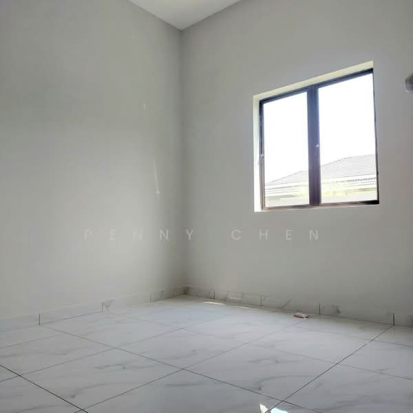 Bungalow for Sale in Bandar Seri Botani (Simpang Pulai) - PENNY CHEN - Bedroom - PropertyGuru.com.my