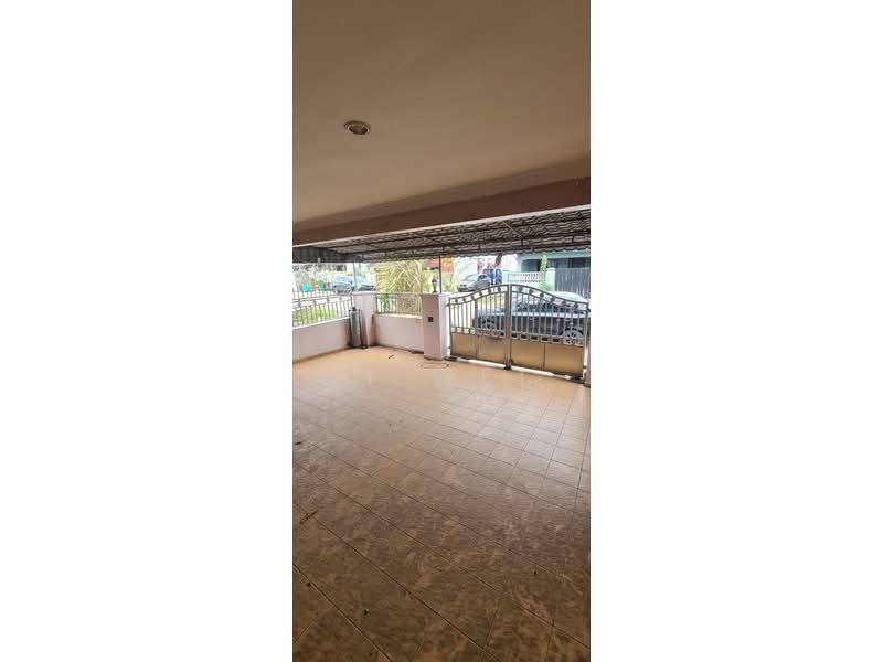 1-storey Terraced House for Rent in Taman Ungku Tun Aminah (Skudai) - Li Wei - Exterior - PropertyGuru.com.my