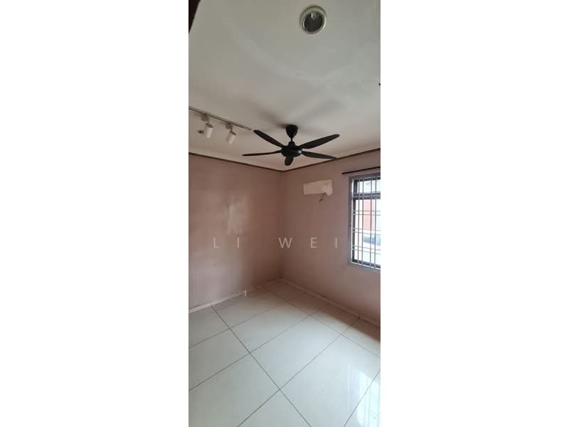 1-storey Terraced House for Rent in Taman Ungku Tun Aminah (Skudai) - Li Wei - Interior - PropertyGuru.com.my