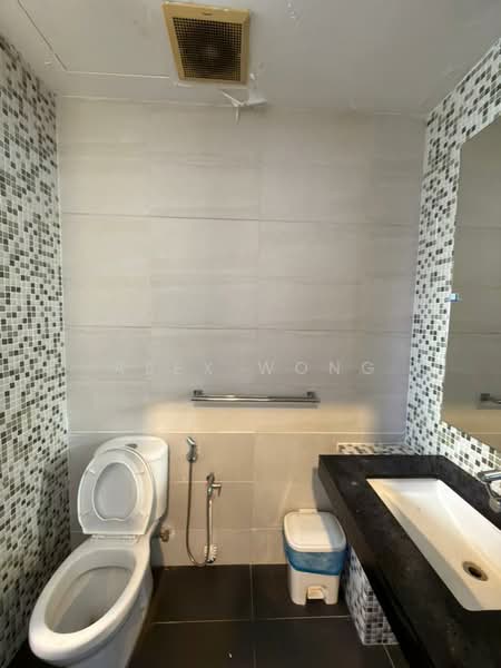 Rumah Banglo untuk Disewa di Kuchai Lama (Kuala Lumpur) - Alex Wong - Bathroom - PropertyGuru.com.my