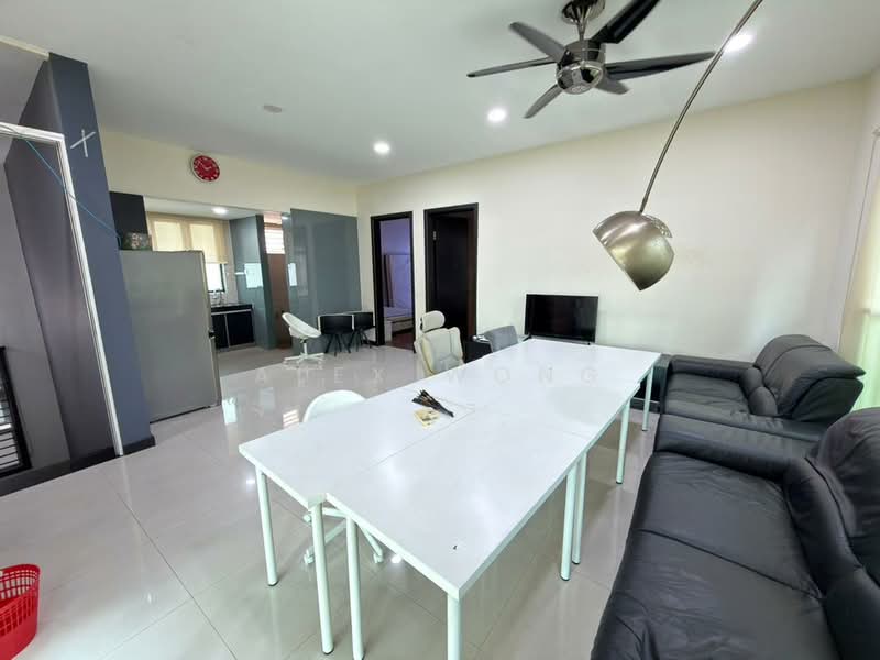 Rumah Banglo untuk Disewa di Kuchai Lama (Kuala Lumpur) - Alex Wong - Living Room - PropertyGuru.com.my