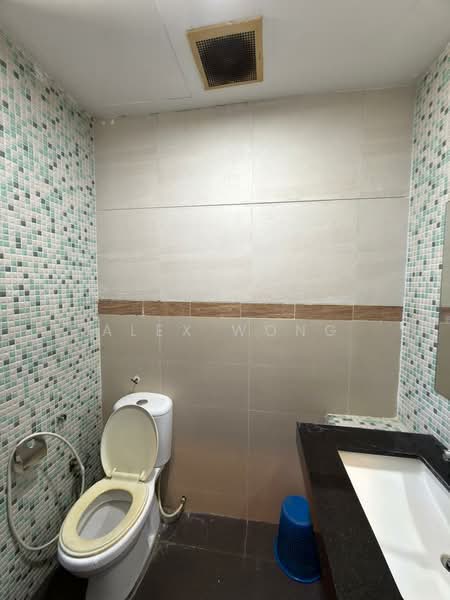Rumah Banglo untuk Disewa di Kuchai Lama (Kuala Lumpur) - Alex Wong - Bathroom - PropertyGuru.com.my