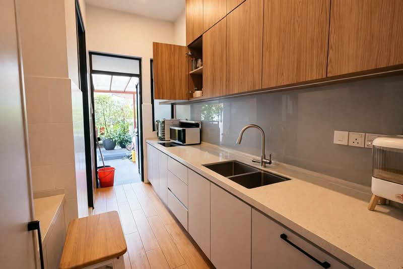 Semi-Detached House for Sale in Alam Impian (Shah Alam) - Afiqah . - Kitchen - PropertyGuru.com.my