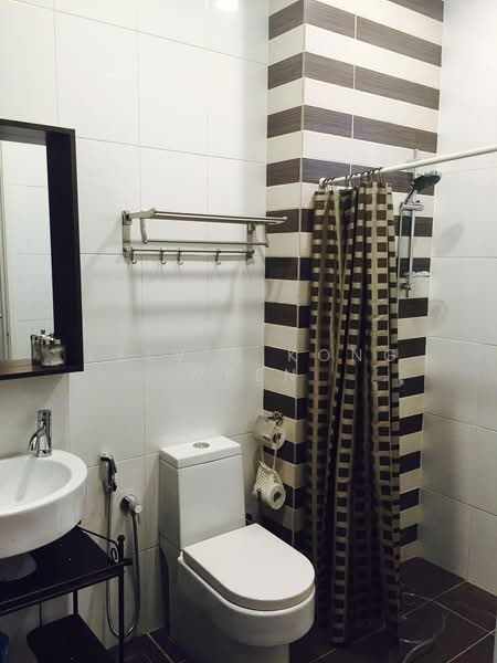 Rumah Berkembar untuk Dijual di Iskandar Puteri (Nusajaya) (Johor) - Kelvin Kong Wren - Bathroom - PropertyGuru.com.my