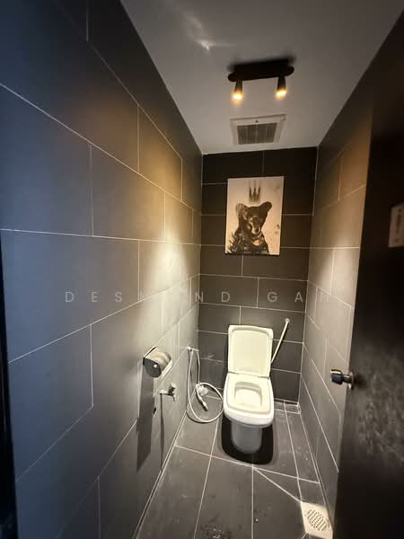 Shop / Office for Sale in Usj 1 (Subang Jaya) - Desmond Gan - Bathroom - PropertyGuru.com.my