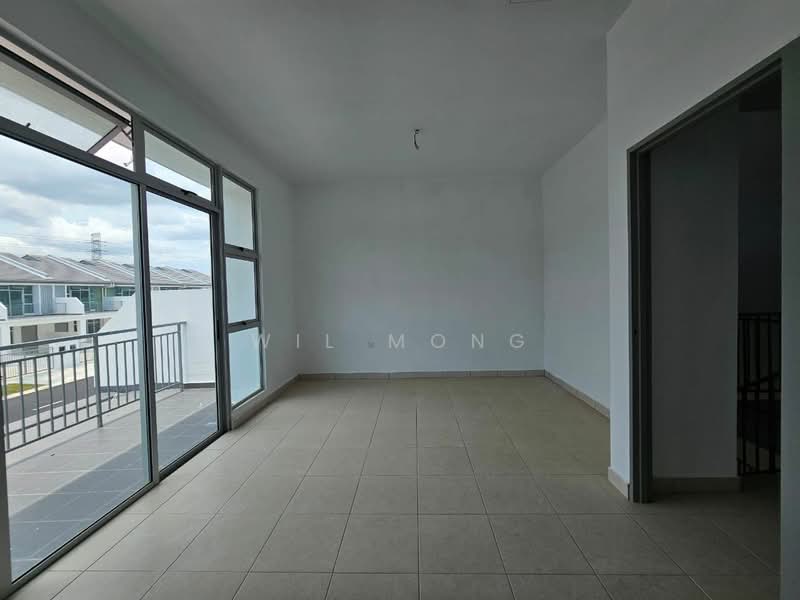 Rumah Teres 2 Tingkat untuk Dijual di Kangkar Pulai (Skudai) - Wil Mong - Balcony - PropertyGuru.com.my