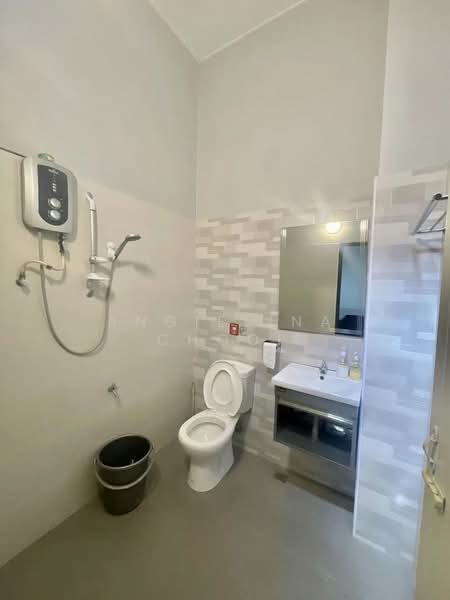 Rumah Teres untuk Disewa di Ipoh (Perak) - Angielina Chooi - Bathroom - PropertyGuru.com.my