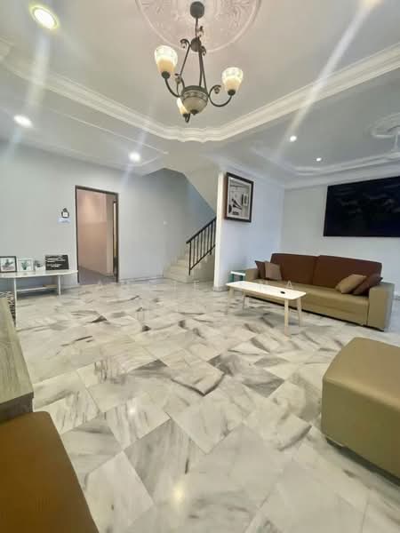 Rumah Teres untuk Disewa di Ipoh (Perak) - Angielina Chooi - Living Room - PropertyGuru.com.my