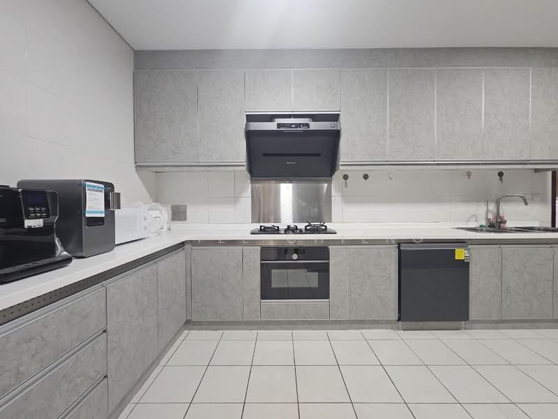 Servis Apartment untuk Dijual di Marc Residence - Daniel Chieng - Kitchen - PropertyGuru.com.my