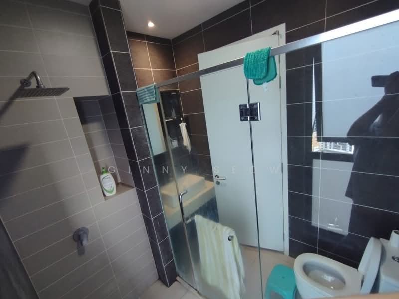 Servis Apartment untuk Disewa di Le Pavillion - Ginny Seow - Bathroom - PropertyGuru.com.my