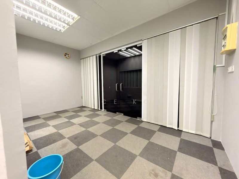 Shop for Rent in Kuching (Sarawak) - Alice Kon - Interior - PropertyGuru.com.my