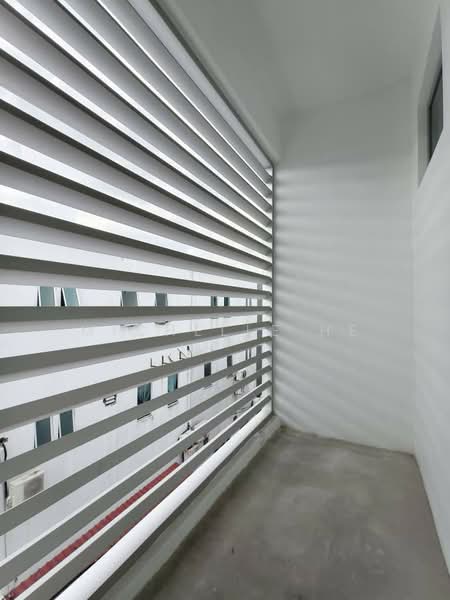 Shop / Office for Rent in Taman Adda Heights (Tebrau) - Michelle He - Balcony - PropertyGuru.com.my