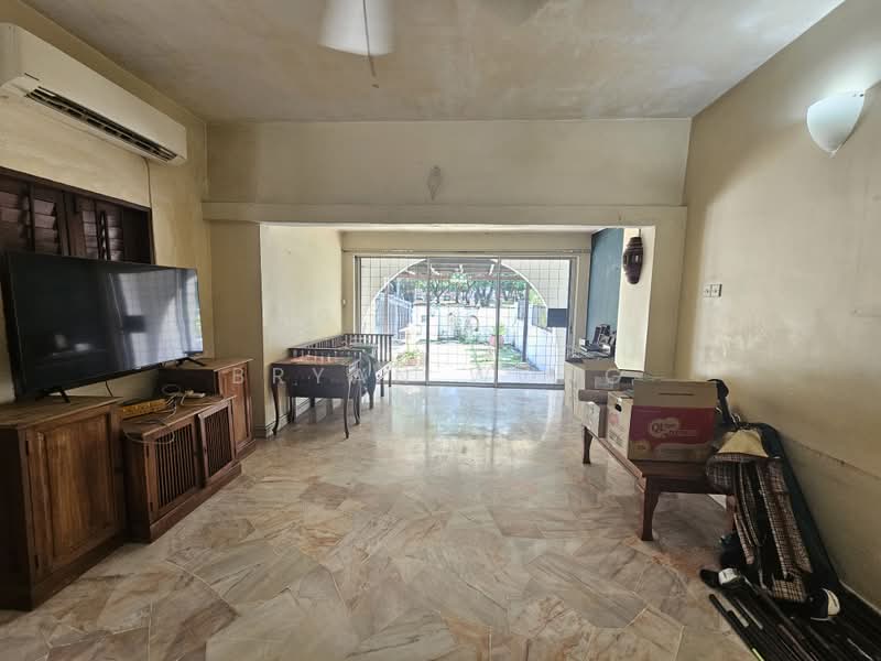 Rumah Teres 2 Tingkat untuk Dijual di Damansara Jaya (Petaling Jaya) - Bryan Wong - Living Room - PropertyGuru.com.my