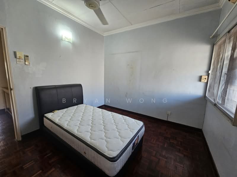 Rumah Teres 2 Tingkat untuk Dijual di Damansara Jaya (Petaling Jaya) - Bryan Wong - Bedroom - PropertyGuru.com.my