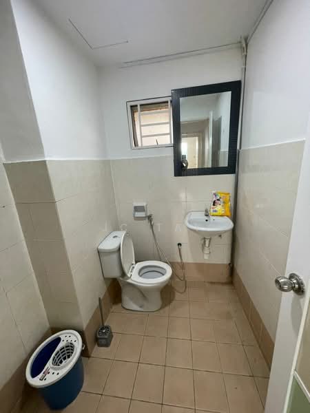 Servis Apartment untuk Disewa di Casa Subang - JC Tay - Bathroom - PropertyGuru.com.my