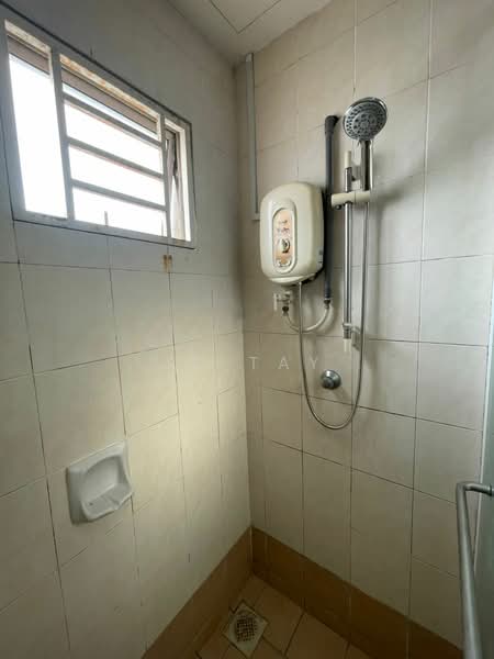 Servis Apartment untuk Disewa di Casa Subang - JC Tay - Bathroom - PropertyGuru.com.my