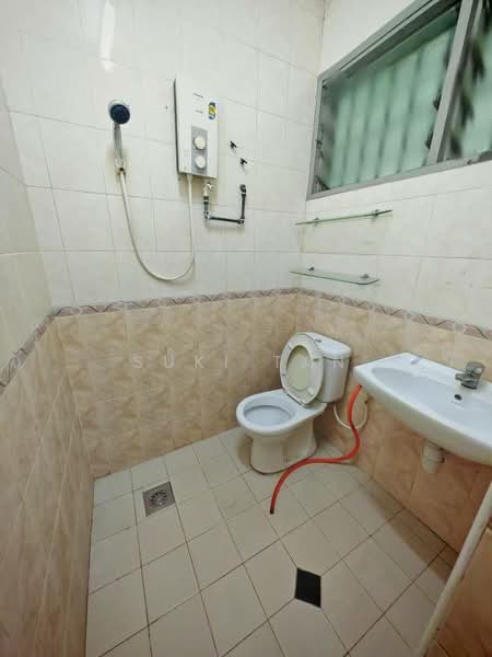 1-storey Terraced House for Sale in Kepong (Kuala Lumpur) - Suki Tan - Bathroom - PropertyGuru.com.my