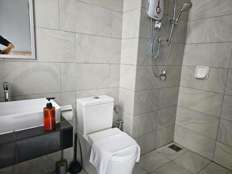 Service Residence for Sale at Sky Trees - Ben Foo - Bathroom - PropertyGuru.com.my
