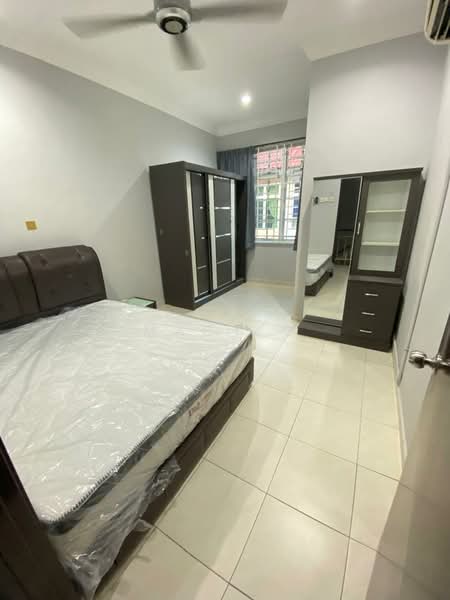 2-storey Terraced House for Rent in Taman Semabok Perdana (Semabok) - Macy G - Bedroom - PropertyGuru.com.my