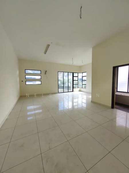 Semi-Detached House for Sale in Taman Bayu Puteri (Johor Bahru) - Nelson Tan - PropertyGuru.com.my