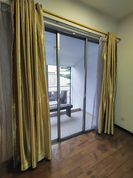 Bungalow for Sale in D'alpinia (Puchong) - Adzura Zamedin - Balcony - PropertyGuru.com.my