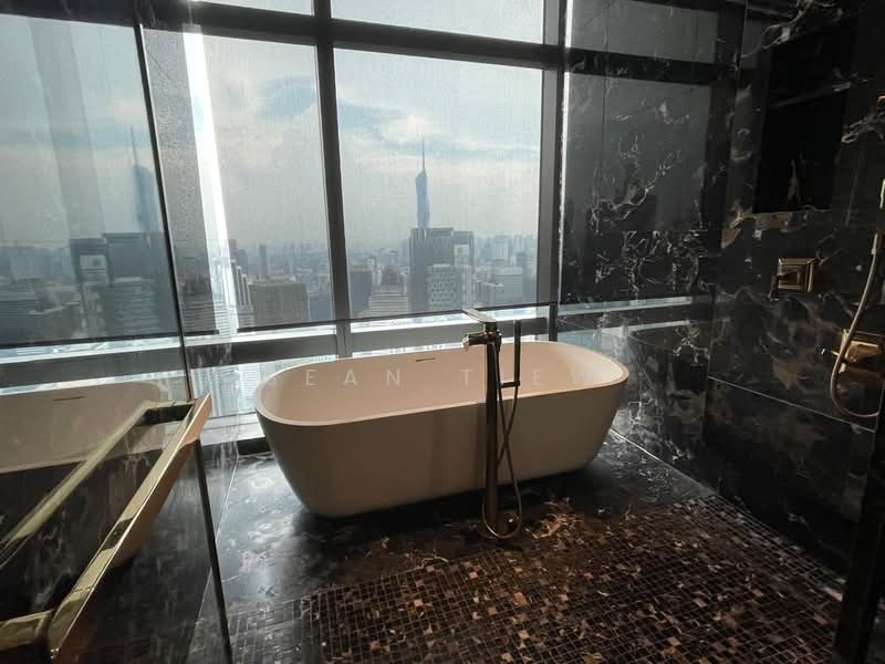 Servis Apartment untuk Dijual di Four Seasons Place - Sean Tiew - Bathroom - PropertyGuru.com.my