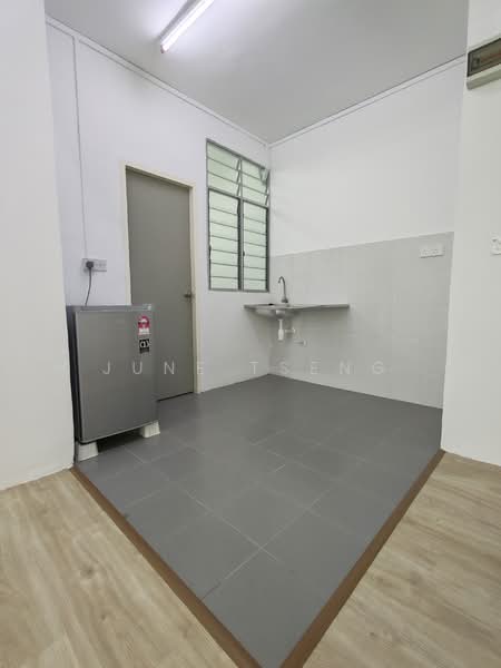 Pangsapuri untuk Dijual di Flora Damai - June Tseng - PropertyGuru.com.my