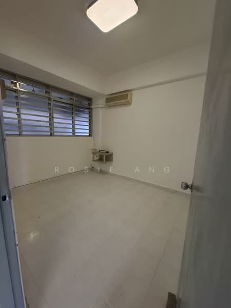 Apartment for Sale at Taman Sri Idaman - Rosie Ang - Bedroom - PropertyGuru.com.my