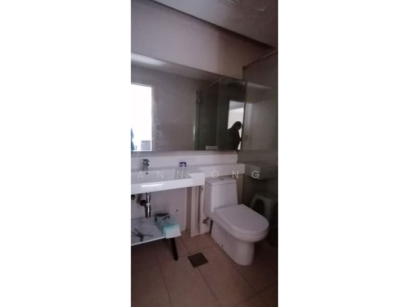 Servis Apartment untuk Disewa di Suasana Bukit Ceylon / Raja Chulan Residences - Ann Ong - Bathroom - PropertyGuru.com.my