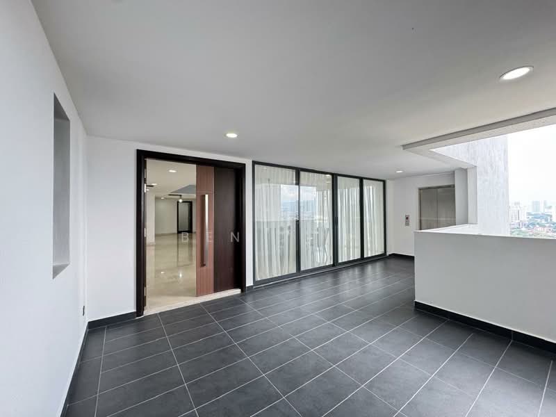 Service Residence for Sale at Ariva Trillion Residences - Ben Ling - Balcony - PropertyGuru.com.my