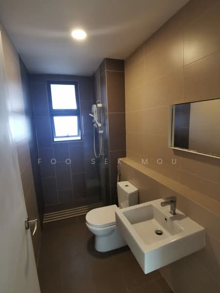 Service Residence for Sale at 8 Kinrara - Foo Sek Mou - Bathroom - PropertyGuru.com.my