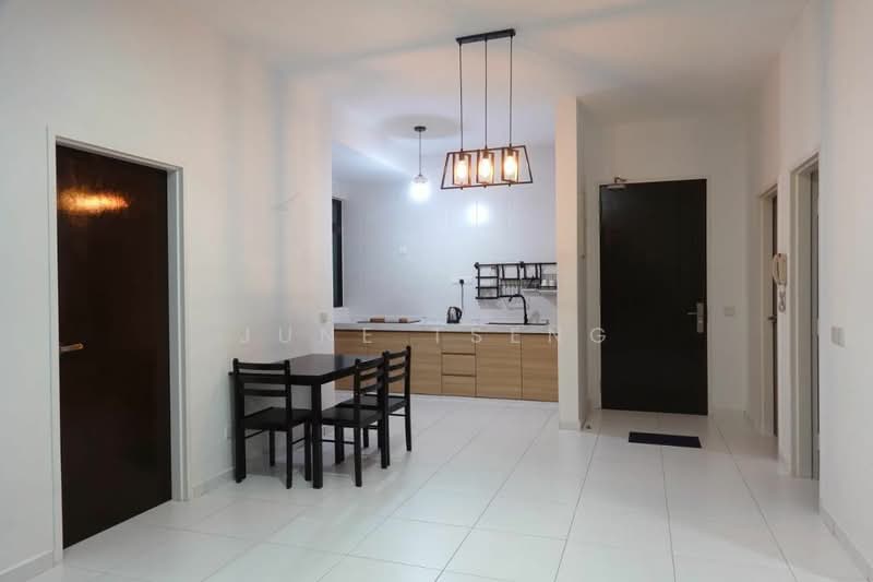 Service Residence for Rent at Sky Oasis Residence (Pangsapuri Oasis 1) - June Tseng - Kitchen - PropertyGuru.com.my