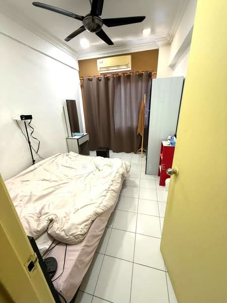 Kondominium untuk Dijual di Nusa Mewah Villa Condominium - Terry Yee - Bedroom - PropertyGuru.com.my