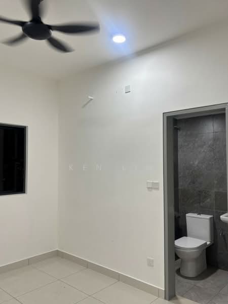 Servis Apartment untuk Disewa di Traders Park - Ken Lim - Bathroom - PropertyGuru.com.my