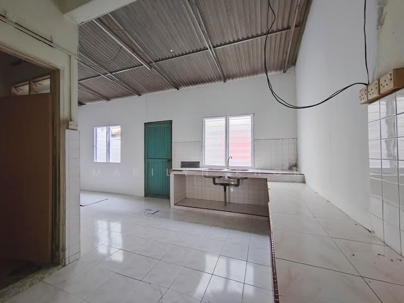 Rumah Teres 2 Tingkat untuk Dijual di Klang (Selangor) - Marilyn Khor - Kitchen - PropertyGuru.com.my