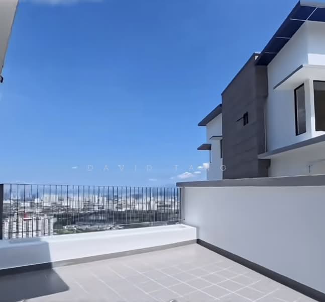 Rumah Banglo untuk Dijual di Taman Bukit Permai (Ampang) - David Tang - Balcony - PropertyGuru.com.my