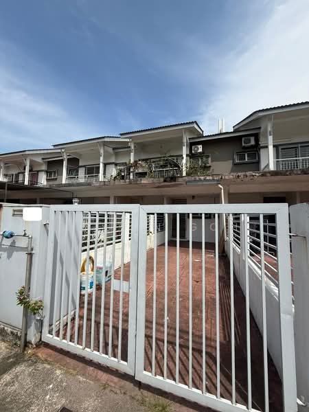 Townhouse for Sale in Taman Putra Perdana (Puchong) - Austin Goh - Exterior - PropertyGuru.com.my