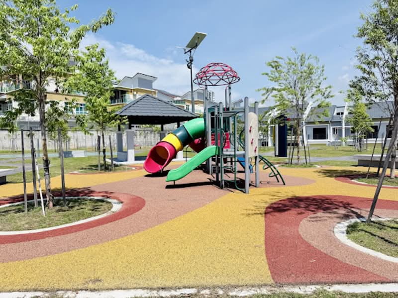 2-storey Terraced House for Sale in Bandar Tun Hussein Onn (Cheras) - Elly Chong - Exterior - PropertyGuru.com.my