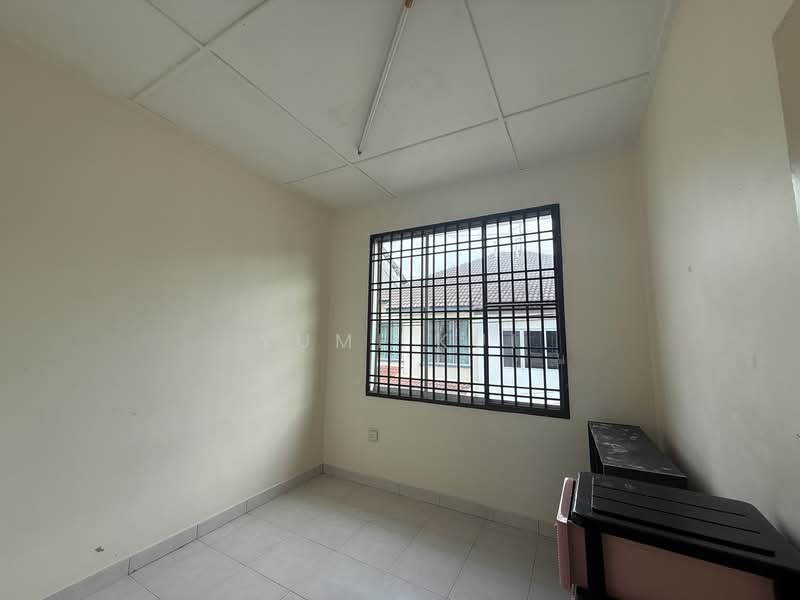 2-storey Terraced House for Sale at Taman Sri Pulai Perdana - Yumi Kui - Interior - PropertyGuru.com.my