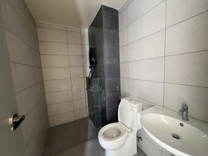 Residential Land for Rent in Mont Kiara (Kuala Lumpur) - Daizy Tan - Bathroom - PropertyGuru.com.my