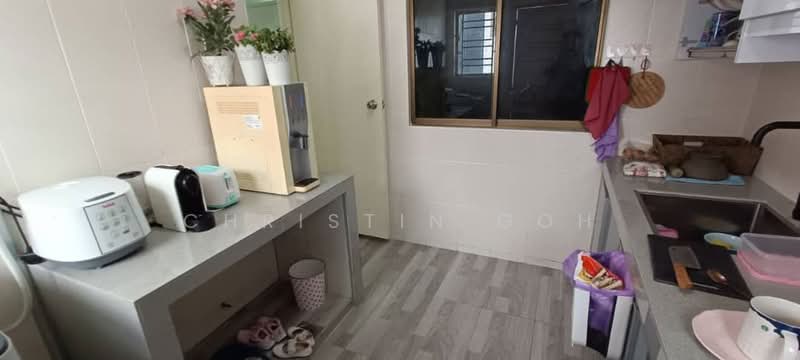 Rumah Teres 2 Tingkat untuk Dijual di Taman Kempas Utama (Tebrau) - Christin Goh - Kitchen - PropertyGuru.com.my