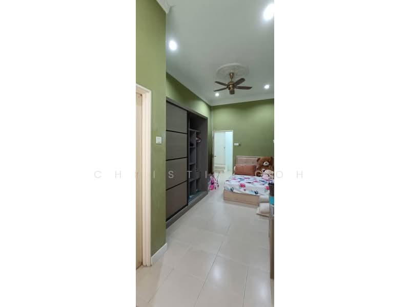 Rumah Teres 2 Tingkat untuk Dijual di Taman Kempas Utama (Tebrau) - Christin Goh - Bedroom - PropertyGuru.com.my