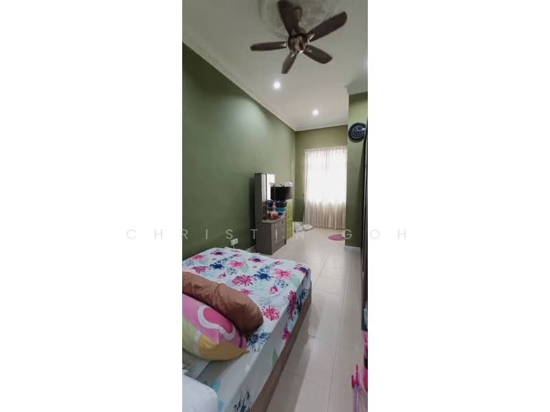 Rumah Teres 2 Tingkat untuk Dijual di Taman Kempas Utama (Tebrau) - Christin Goh - Bedroom - PropertyGuru.com.my