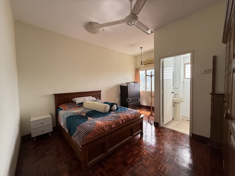 Pangsapuri untuk Dijual di Bukit Mas Apartment - Bee Yoke - Bedroom - PropertyGuru.com.my