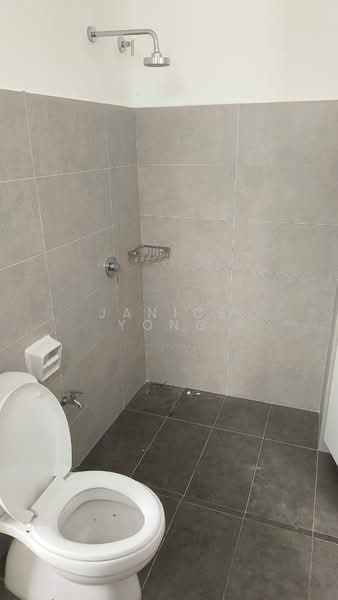 2-storey Terraced House for Rent in Ulu Tiram (Johor) - Janice Yong - Bathroom - PropertyGuru.com.my