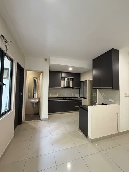 3-storey Terraced House for Sale in Seri Kembangan (Selangor) - Pristine Low - Kitchen - PropertyGuru.com.my