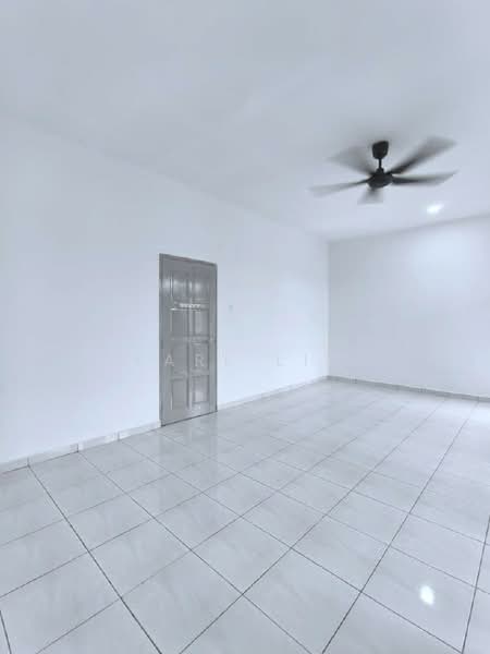2-storey Terraced House for Sale in Taman Desa Cemerlang (Ulu Tiram) - Karl Lim - Interior - PropertyGuru.com.my